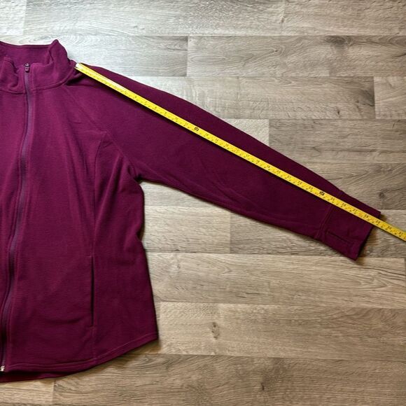 Old Navy XXL Active Jacket. Zip up with thumb holes. Soft & cozy. - Picture 4 of 6